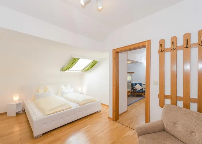 Guest house Landhaus Tritscher